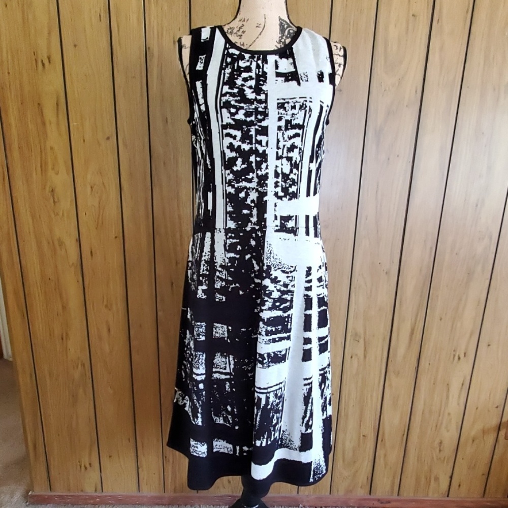 Simply Vera by Vera Wang Dress